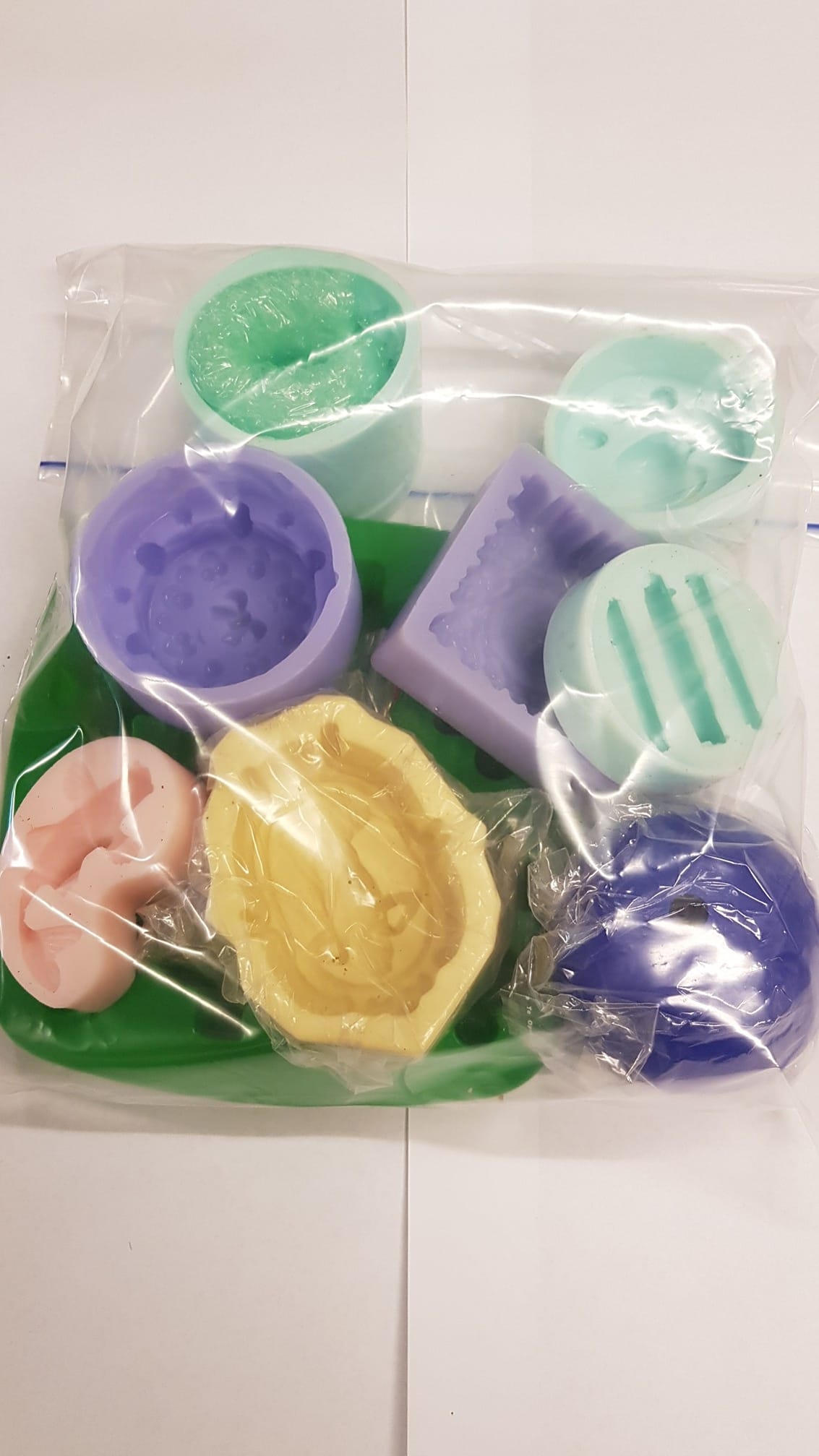 Sale - BULK LOT of 9 Different Silicone Moulds RRP $129 Overstock