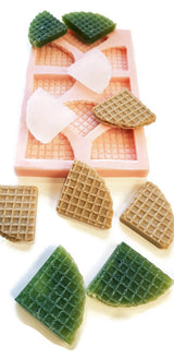 Waffle Wafer Quarter Biscuit Silicone Mould (8 Cavities)